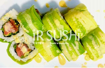 Aguacate Spicy Tuna