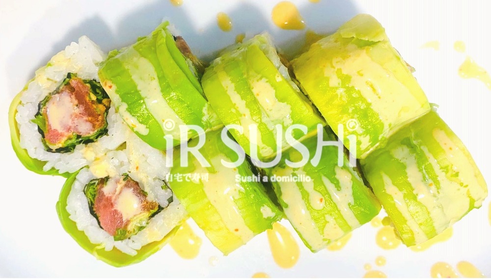 82A Aguacate Spicy tuna.jpeg